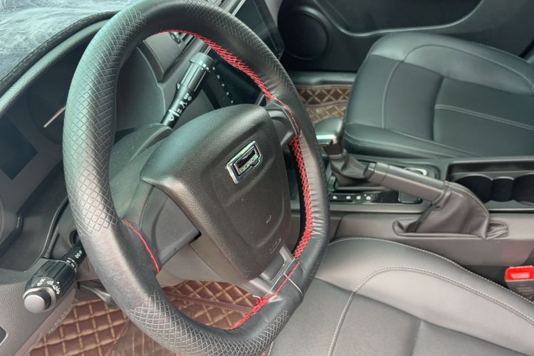 Used Qoros 3 2021 3S Sedan 1.5T CVT Leading Model Interior 4