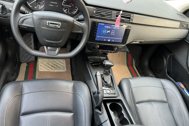 Used Qoros 3 2021 3S Sedan 1.5T CVT Leading Model Interior 4