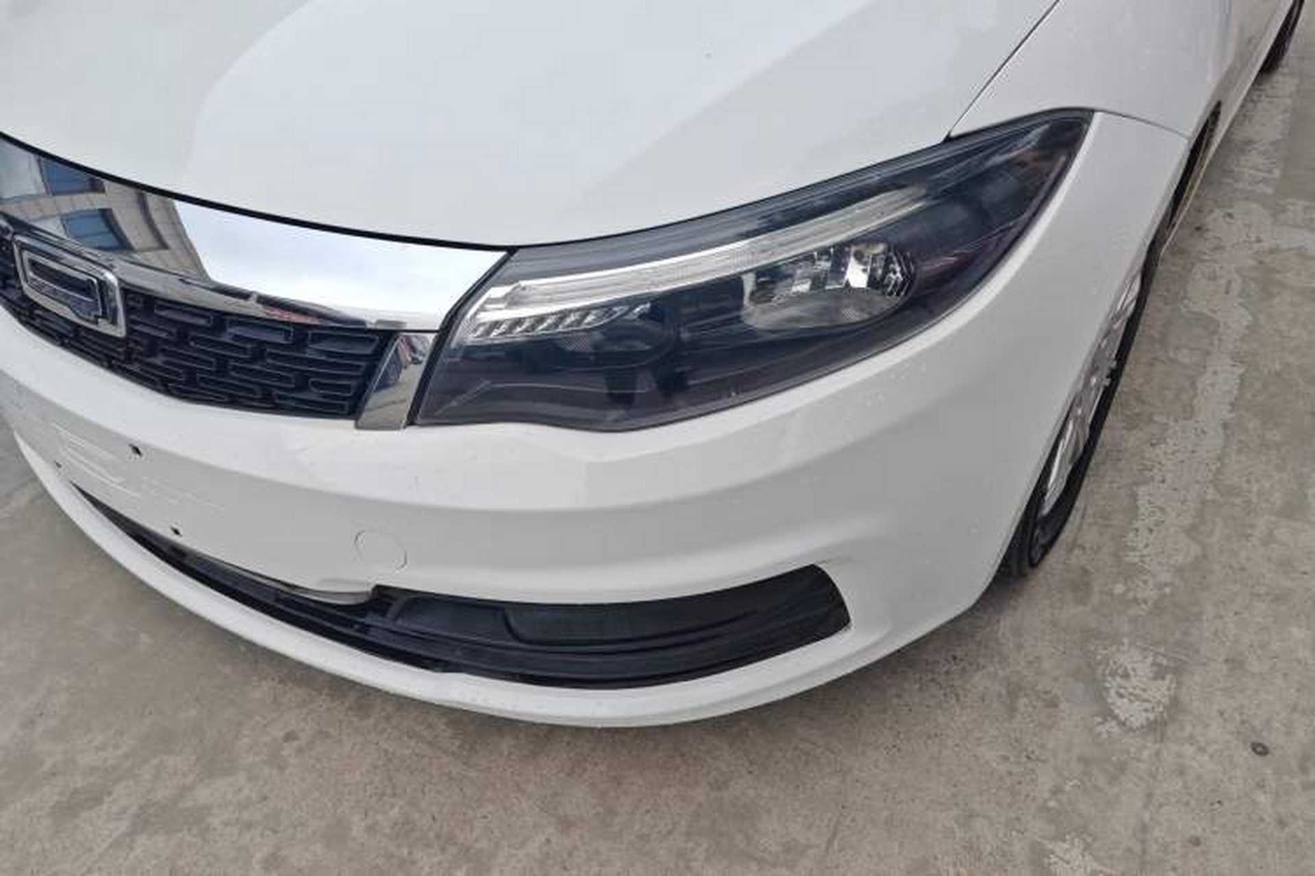 Used Qoros 3 2021 3S Sedan 1.5T CVT Leading Model Left Front Headlight