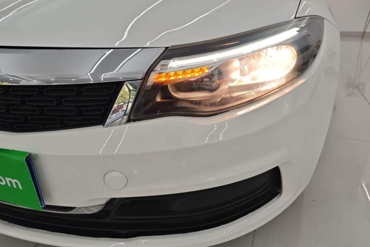 Used Qoros 3 2021 3S Sedan 1.5T CVT Leading Model Left Front Headlight