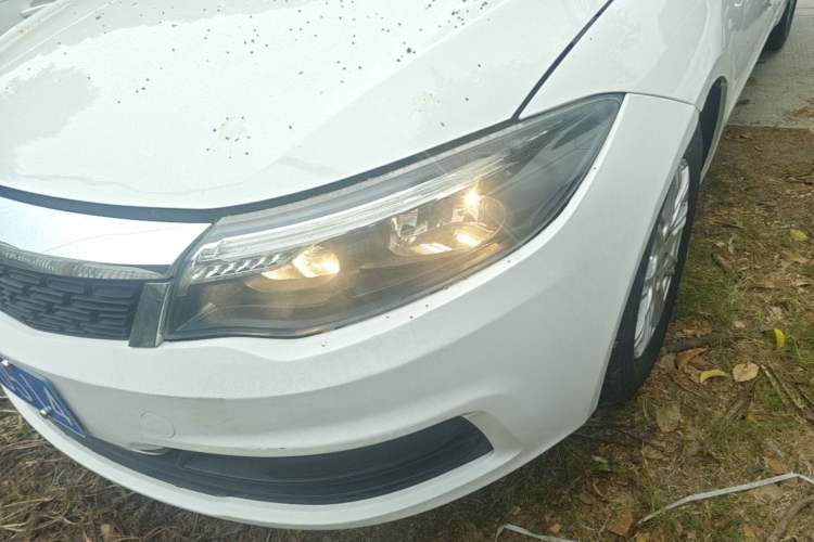 Used Qoros 3 2021 3S Sedan 1.5T CVT Leading Model Left Front Headlight