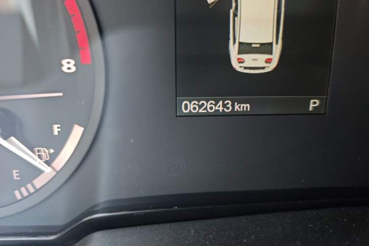 Used Qoros 3 2021 3S Sedan 1.5T CVT Leading Model Odometer Close Up