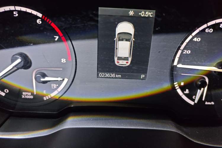 Used Qoros 3 2021 3S Sedan 1.5T CVT Leading Model Odometer Close Up