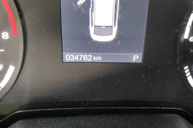 Used Qoros 3 2021 3S Sedan 1.5T CVT Leading Model Odometer Close Up