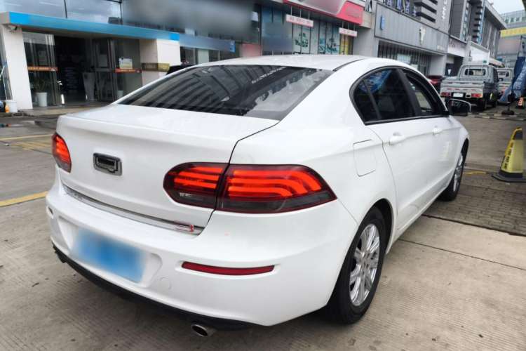 Used Qoros 3 2021 3S Sedan 1.5T CVT Leading Model Rear Right 45 Deg