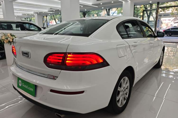 Used Qoros 3 2021 3S Sedan 1.5T CVT Leading Model Rear Right 45 Deg