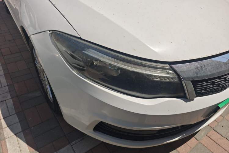 Used Qoros 3 2021 3S Sedan 1.5T CVT Leading Model Right Front Headlight