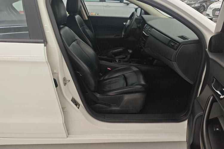Used Qoros 3 2021 3S Sedan 1.5T CVT Leading Model Right Front Seat