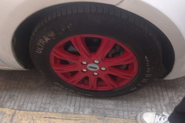 Used Qoros 3 2021 3S Sedan 1.5T CVT Leading Model Right Front Wheel Hub