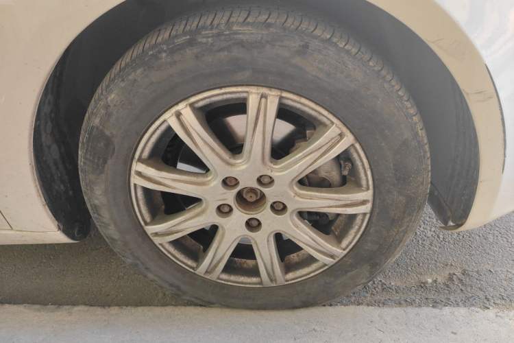 Used Qoros 3 2021 3S Sedan 1.5T CVT Leading Model Right Front Wheel Hub