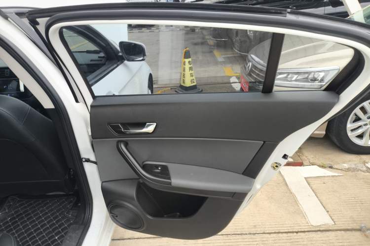 Used Qoros 3 2021 3S Sedan 1.5T CVT Leading Model Right Rear Door Interior
