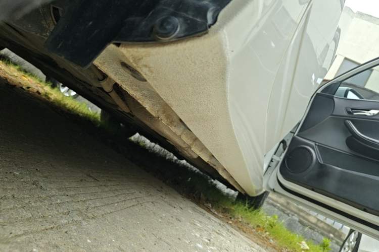 Used Qoros 3 2021 3S Sedan 1.5T CVT Leading Model Right Side Sill