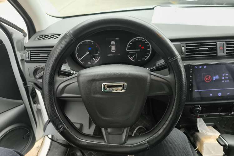 Used Qoros 3 2021 3S Sedan 1.5T CVT Leading Model Steering Wheel