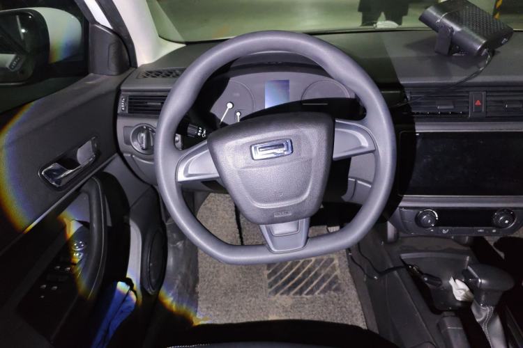 Used Qoros 3 2021 3S Sedan 1.5T CVT Leading Model Steering Wheel