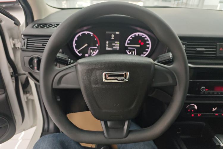 Used Qoros 3 2021 3S Sedan 1.5T CVT Leading Model Steering Wheel