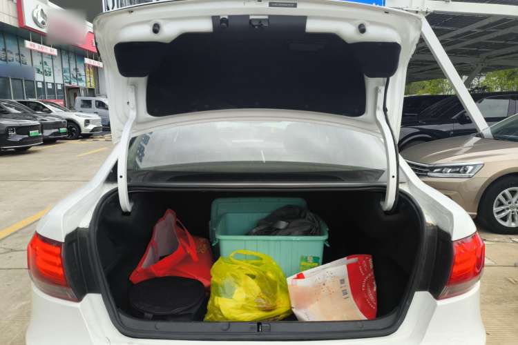 Used Qoros 3 2021 3S Sedan 1.5T CVT Leading Model Trunk