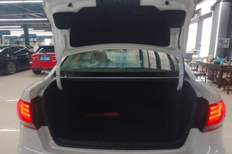 Used Qoros 3 2021 3S Sedan 1.5T CVT Leading Model Trunk