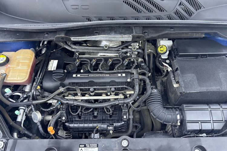 Used Qoros 5 2017 1.6T Automatic Leading Model Engine Bay