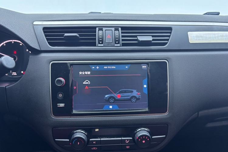 Used Qoros 5 2017 1.6T Automatic Leading Model Interior 12