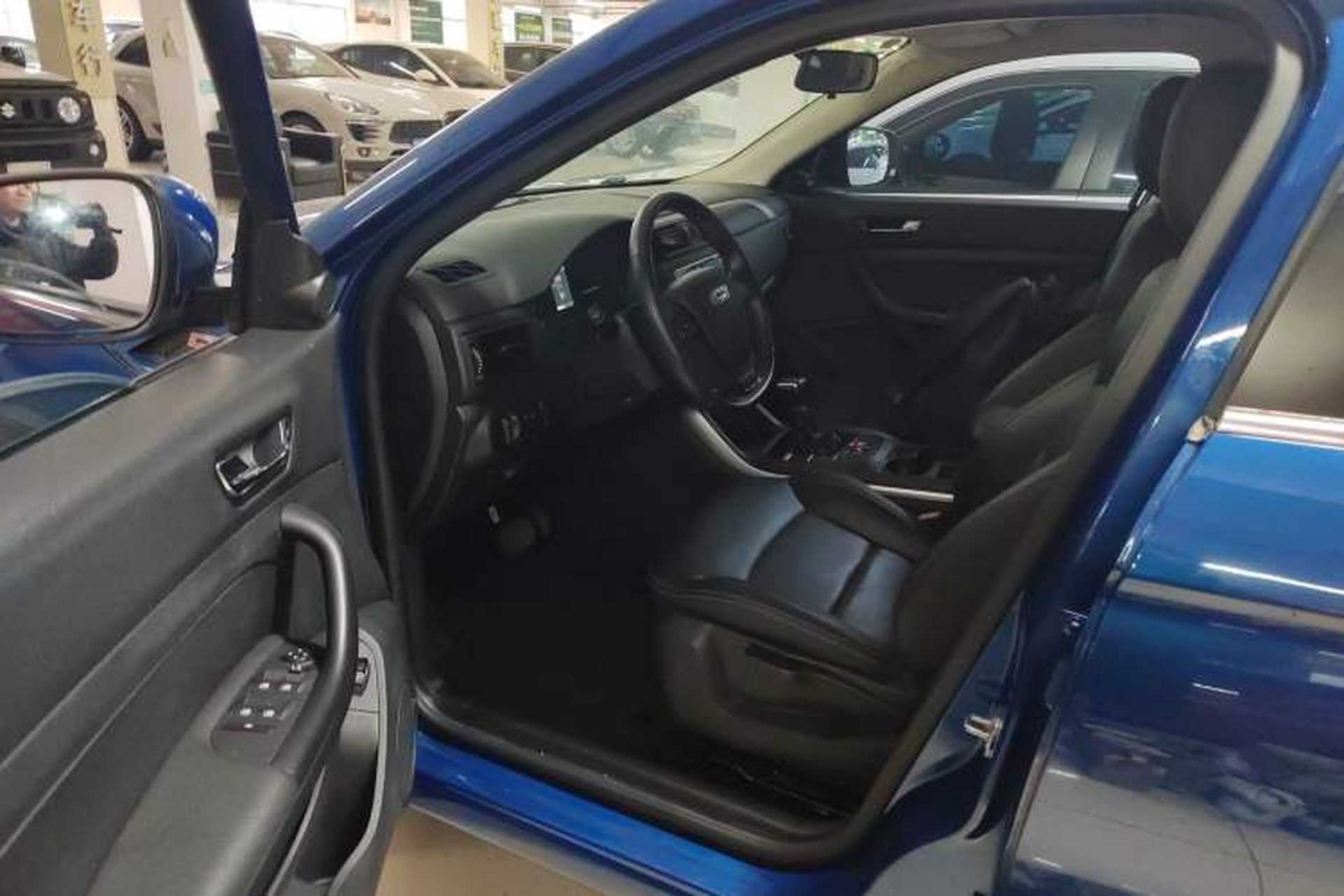 Used Qoros 5 2018 Revised Version 1.6T Automatic Leading Edition Interior 3