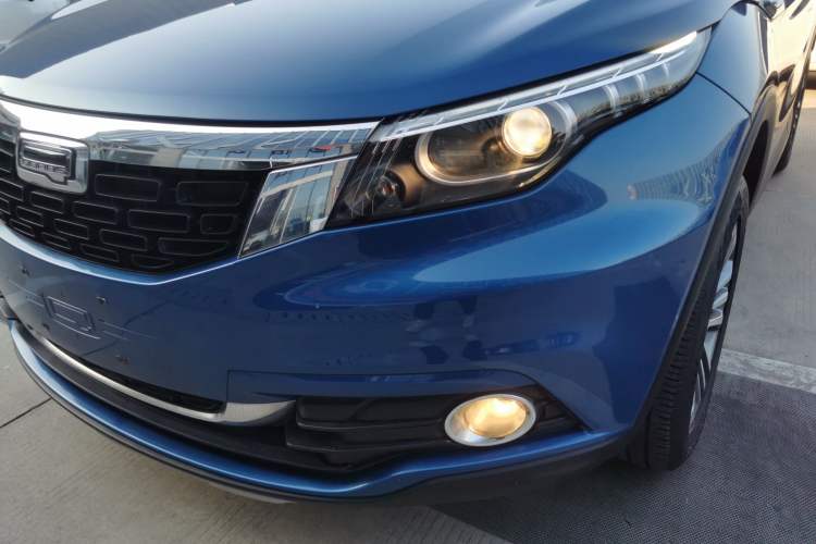 Used Qoros 5 2018 1.6T Automatic Prestige Model Left Front Headlight