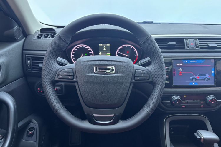 Used Qoros 5 2017 1.6T Automatic Leading Model Steering Wheel