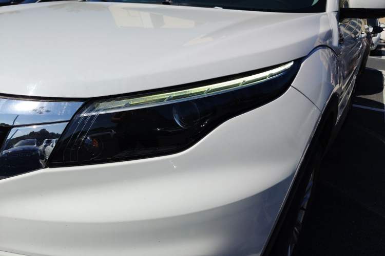 Used Qoros 5 2018 Revised Version 1.6T Automatic Leading Edition Left Front Headlight