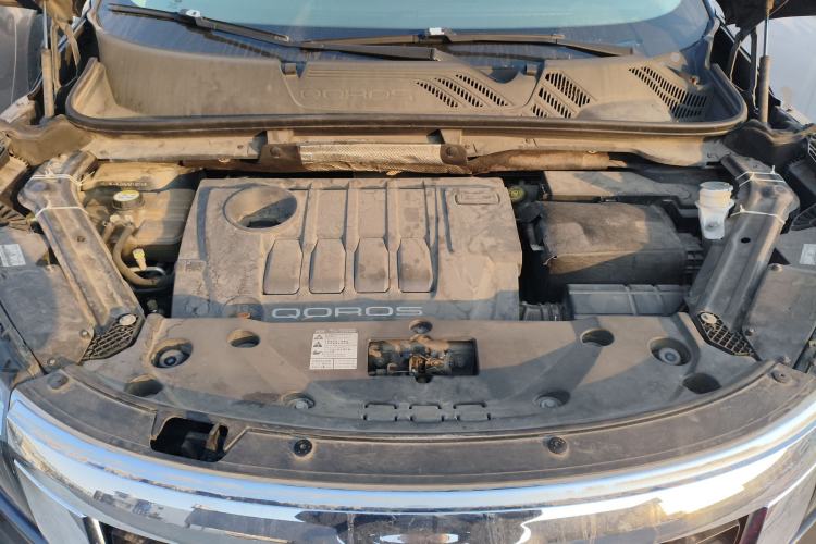 Used Qoros 5 2016 1.6T Automatic Luxury Model Engine Bay