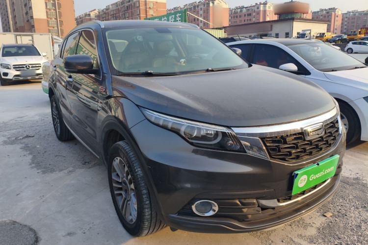 Used Qoros 5 2016 1.6T Automatic Luxury Model Front Right 45 Deg