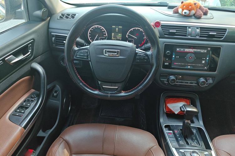 Used Qoros 5 2016 1.6T Automatic Luxury Model Steering Wheel