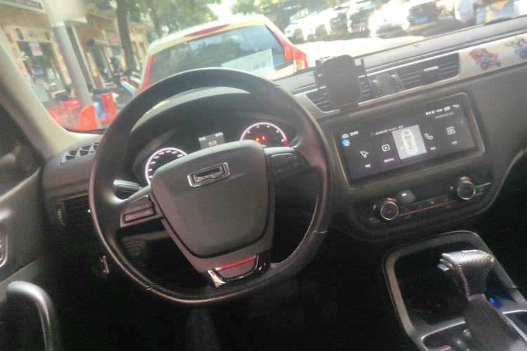 Used Qoros 5 2016 1.6T Automatic Elite Model Steering Wheel