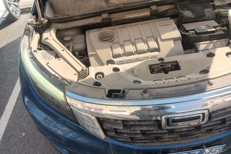 Used Qoros 5 2016 1.6T Automatic Elite Model Engine Bay Right