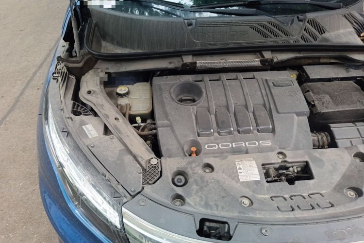 Used Qoros 5 2016 1.6T Automatic Luxury Model Engine Bay Right