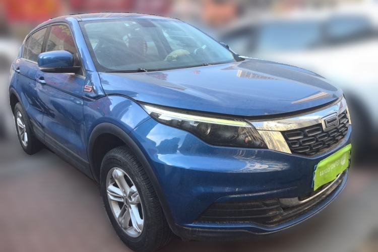 Used Qoros 5 2016 1.6T Automatic Comfort Model Front Right 45 Deg