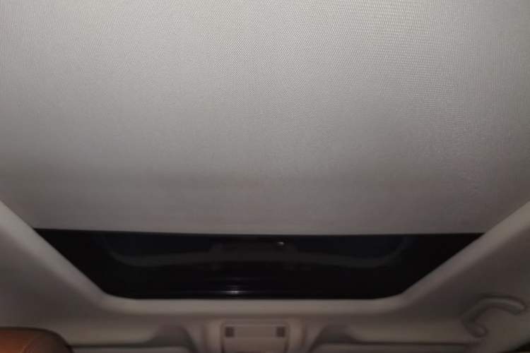 Used Qoros 5 2016 1.6T Automatic Luxury Model Headliner