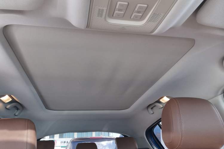 Used Qoros 5 2016 1.6T Automatic Luxury Model Headliner