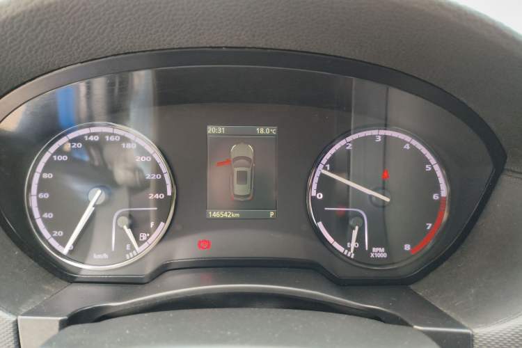 Used Qoros 5 2016 1.6T Automatic Elite Model Instrument Cluster