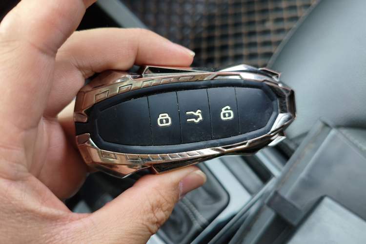 Used Qoros 5 2016 1.6T Automatic Elite Model Interior 1