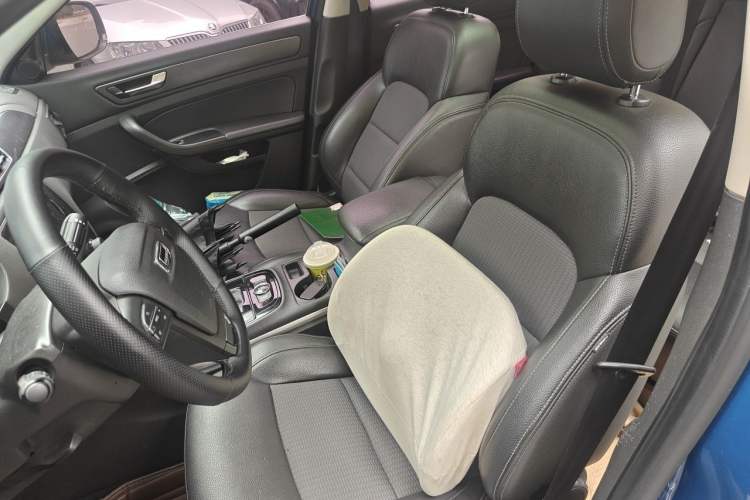 Used Qoros 5 2016 1.6T Automatic Elite Model Left Front Seat