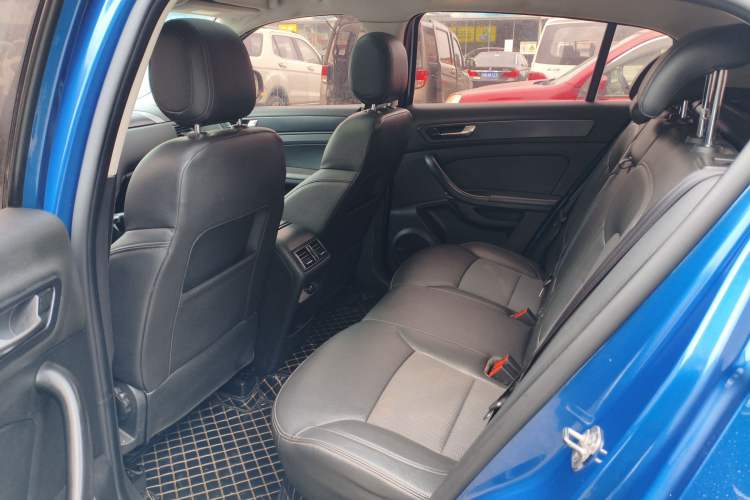 Used Qoros 5 2016 1.6T Automatic Elite Model Left Rear Seat