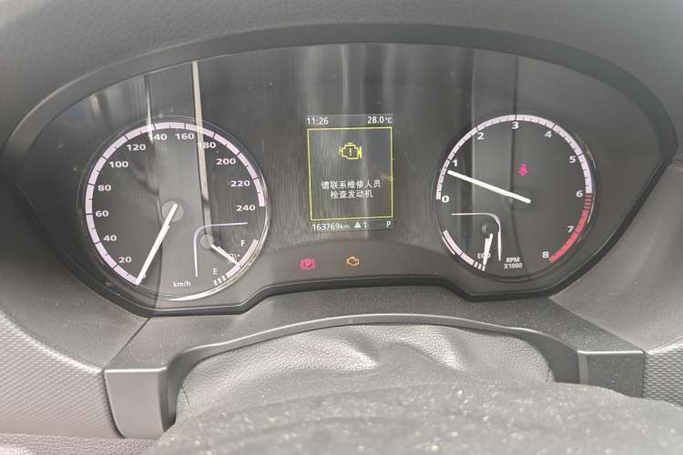 Used Qoros 5 2016 1.6T Automatic Elite Model Odometer Close Up