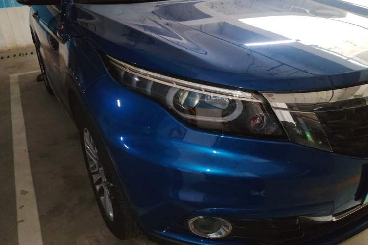 Used Qoros 5 2016 1.6T Automatic Luxury Model Right Front Headlight