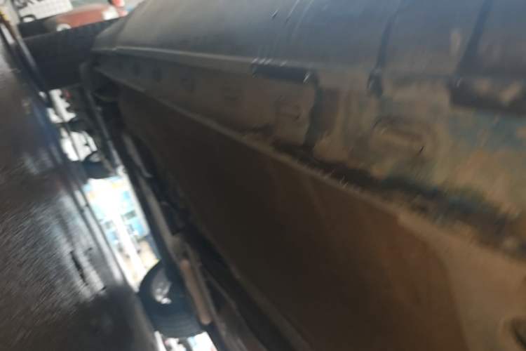 Used Qoros 5 2016 1.6T Automatic Luxury Model Right Side Sill