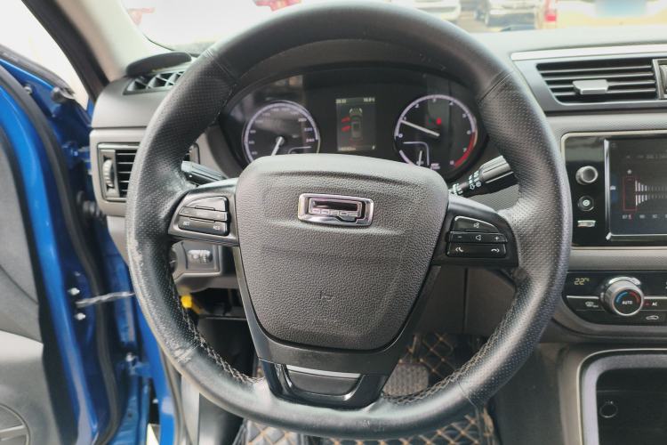 Used Qoros 5 2016 1.6T Automatic Elite Model Steering Wheel