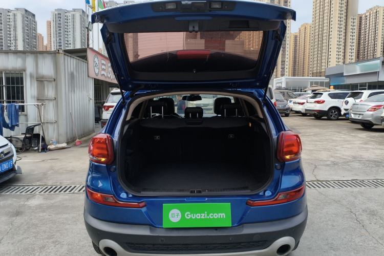 Used Qoros 5 2016 1.6T Automatic Elite Model Trunk