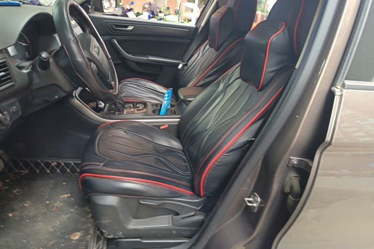 Used Qoros 5 2016 1.6T Automatic Elite Model Driver Seat