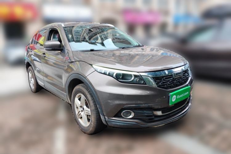 Used Qoros 5 2016 1.6T Automatic Elite Model Front Right 45 Deg