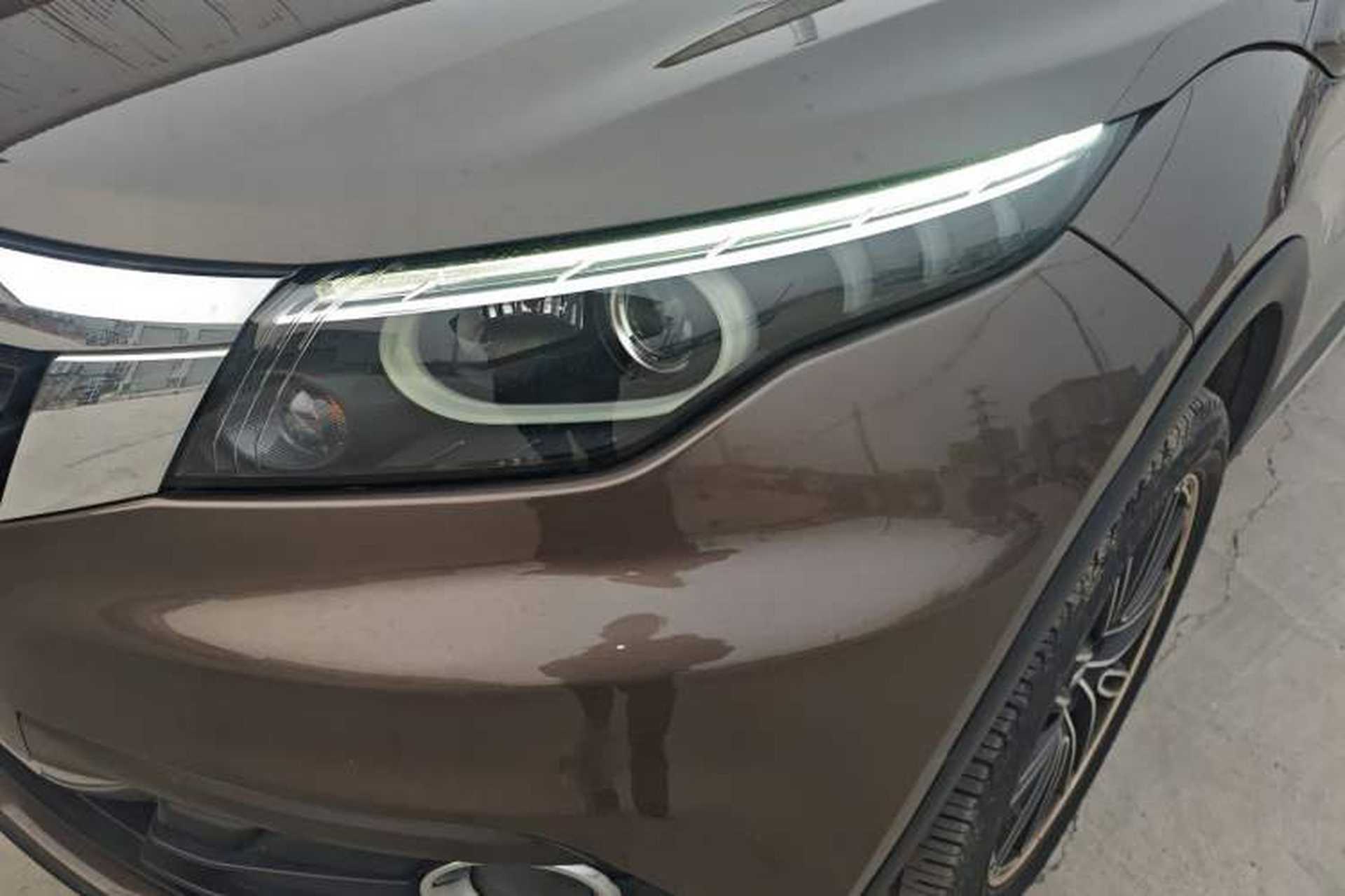 Used Qoros 5 2016 1.6T Automatic Luxury Model Left Front Headlight