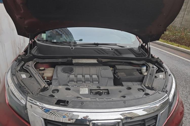 Used Qoros 5 2016 1.6T Automatic Luxury Model Engine Bay