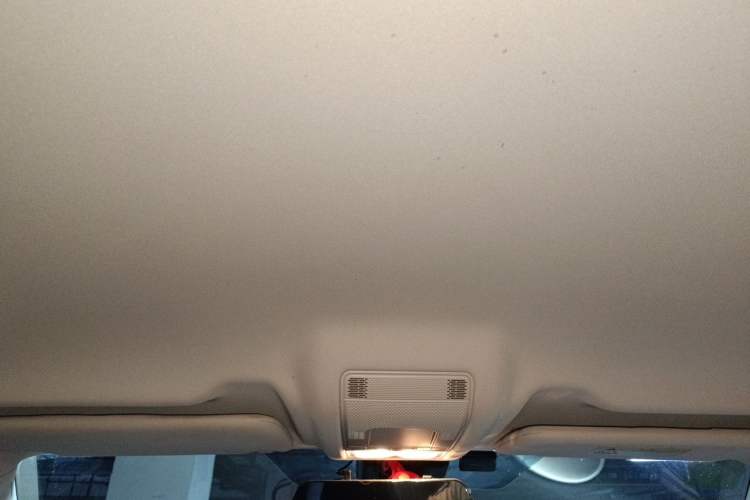 Used Qoros 5 2016 1.6T Automatic Comfort Model Headliner